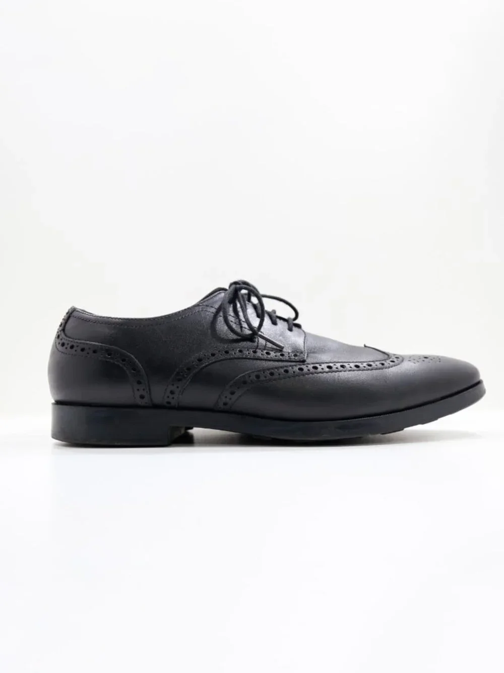 Cole Haan Grand OS Black Leather Wingtip Oxfords - 10 W